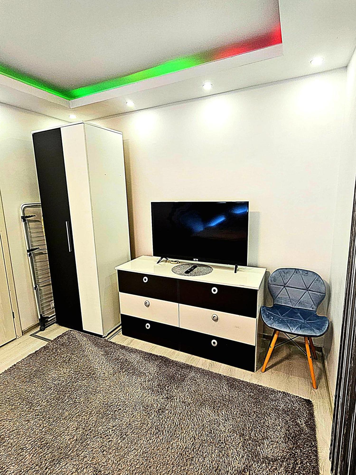 Luxury Paul Apartment Green, Private & Accessible Braşov Exteriör bild